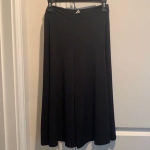 Black cropped pants by AGB
